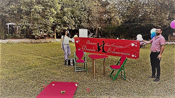 Doğada Evlenme Teklifi Doğada Evlilik Teklifi